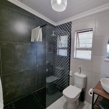 Hotel The Coral Tree Mbombela Esterno foto