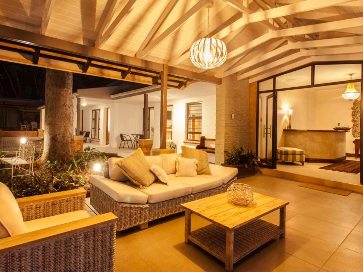 Hotel The Coral Tree Mbombela Esterno foto