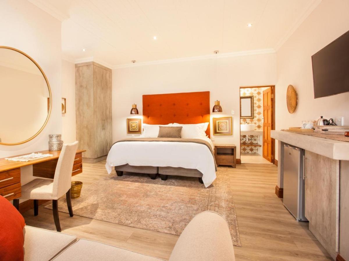 Hotel The Coral Tree Mbombela Esterno foto
