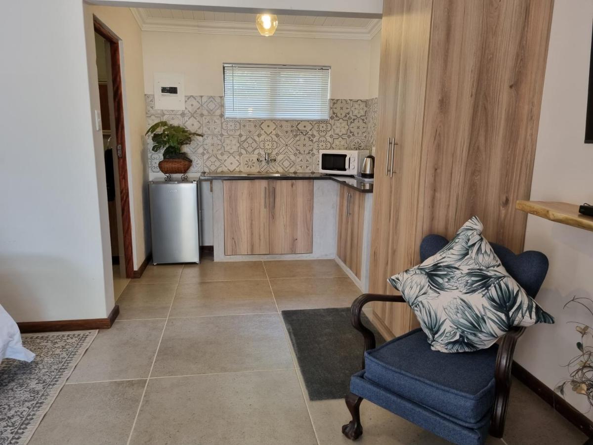 Hotel The Coral Tree Mbombela Esterno foto