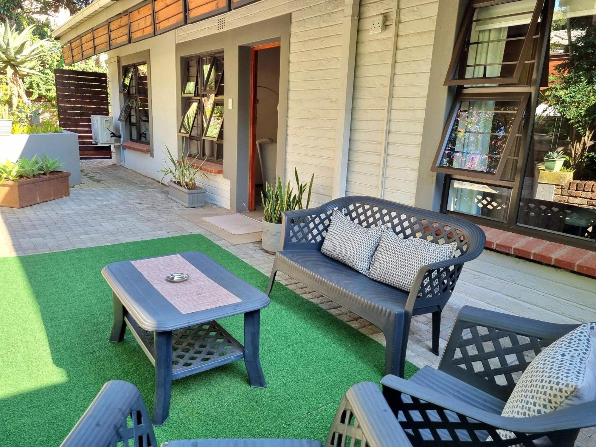Hotel The Coral Tree Mbombela Esterno foto