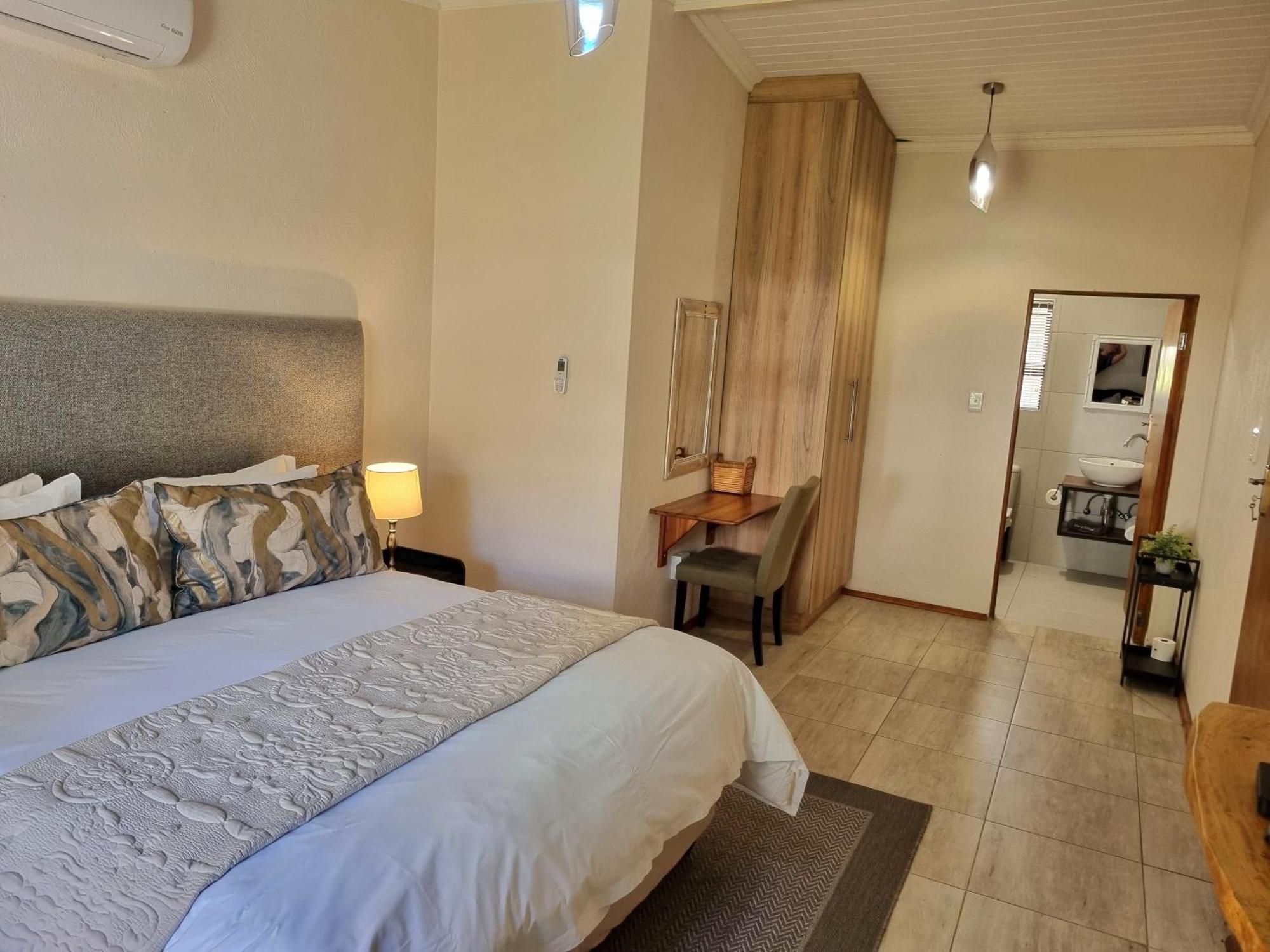 Hotel The Coral Tree Mbombela Esterno foto