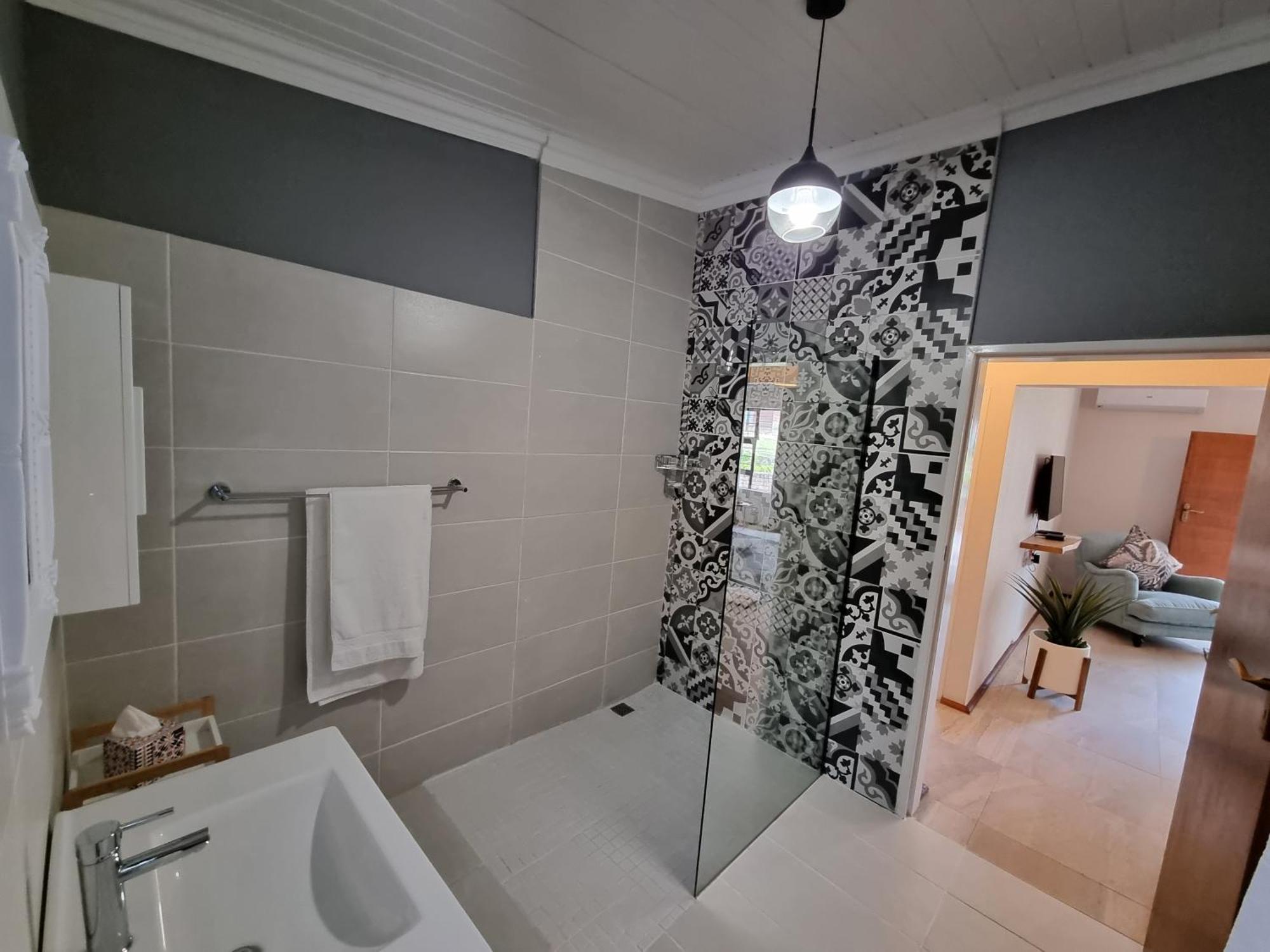 Hotel The Coral Tree Mbombela Esterno foto